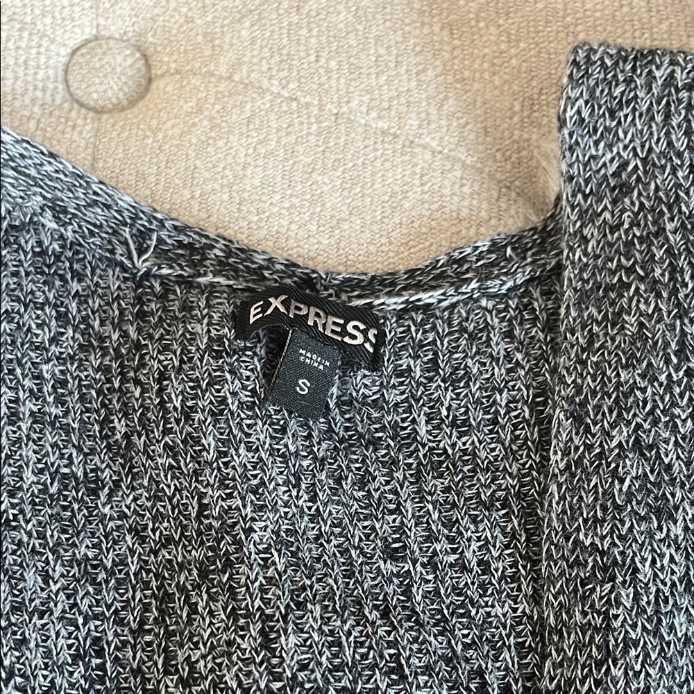 3 sweater bundle - image 6